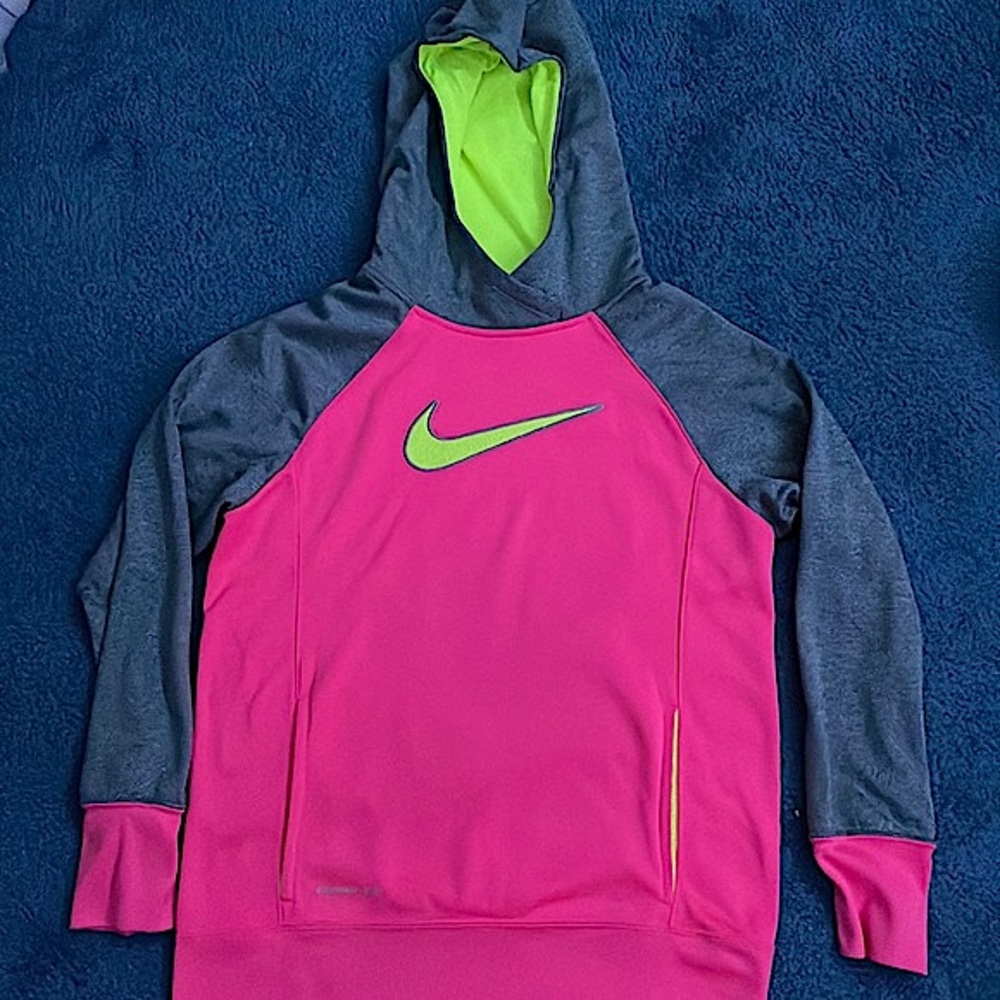 Nike Therma-FIT Pullover Hoodie